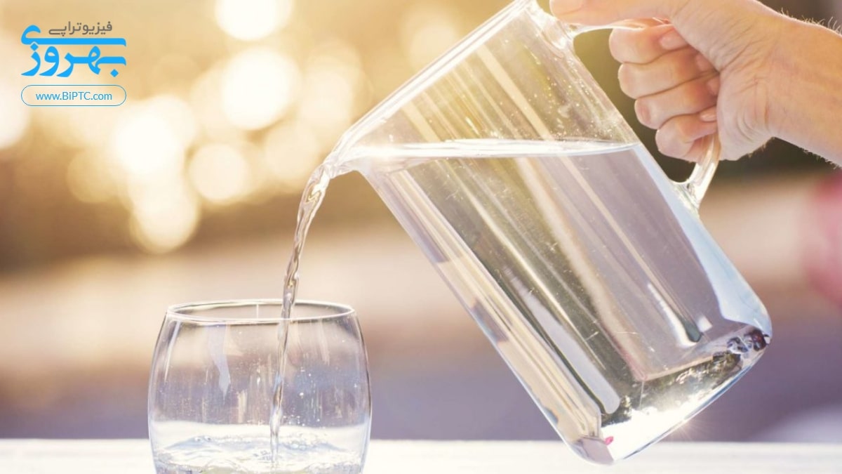 نوشیدن آب کافی و حفظ سلامت